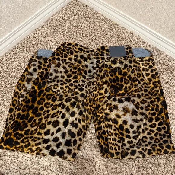 Zara Leopard Print Wide Leg Jeans - Picture 5 of 6